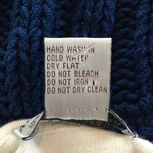 VTG Alberto Makali - NY Paris Milano Geometric Print, Tribal, Sequins, Soft Chic - Picture 4 of 4